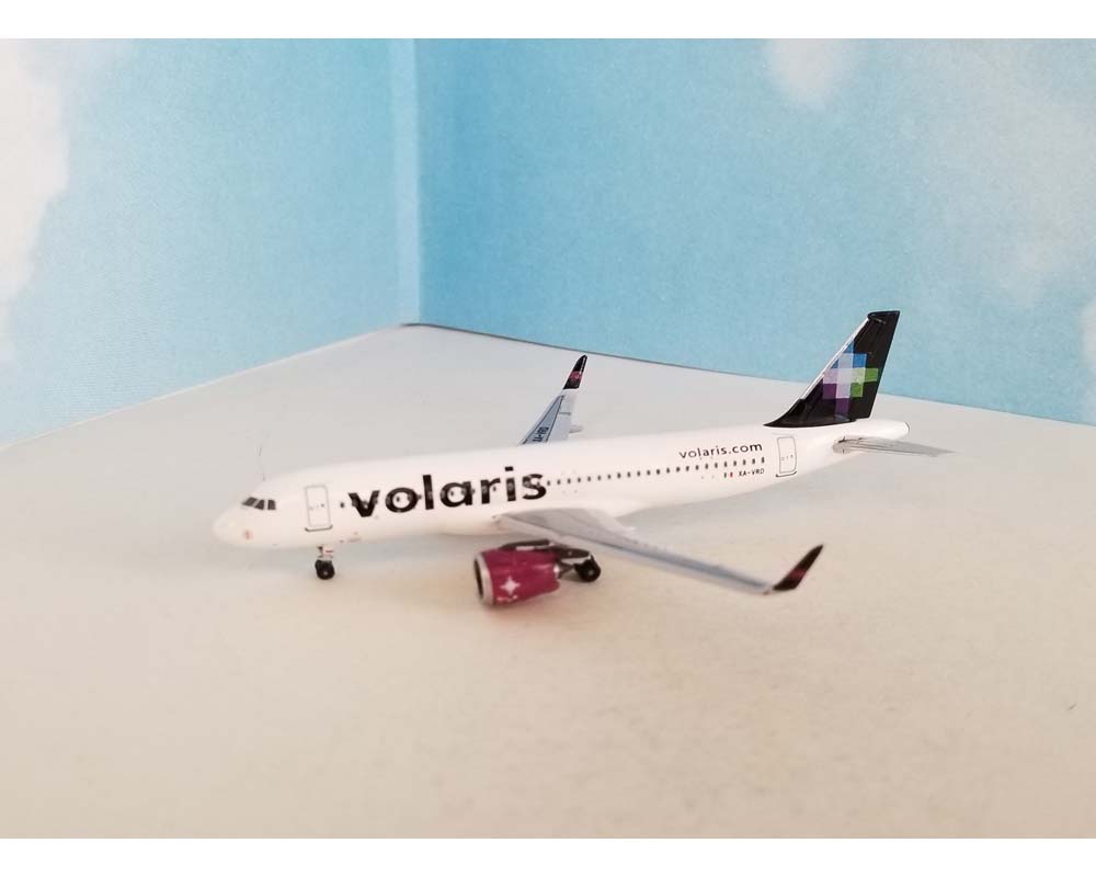 AEROCLASSICS VOLARIS A320neo XA-VRD 1:400 Scale AC419874