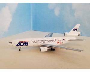 AOM "Orly Quest" DC-10-30 F-GNEM 1:400 Scale Aeroclassics AC411034