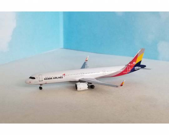 Asiana A321neo HL8356 1:400 Scale Aeroclassics AC411071 