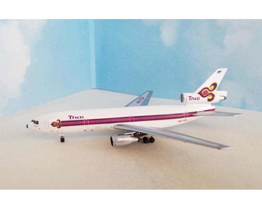 全品半額アエロクラシクス [ AC HS-TMA ] DC-10-30ER Thai Airways -Kwanmuang- ( 1/400 ) Aeroclassics 民間航空機