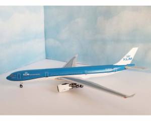 KLM A330-300 PH-AKE 1:400 Scale Aeroclassics AC411161B