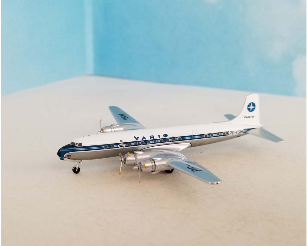 Varig Douglas DC6 PP-YSM 1:400 Scale Aeroclassics AC419971