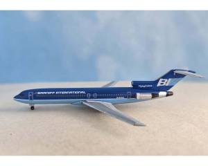 Braniff International B727-200 N406BN 1:400 Scale Bluebox BBX41682