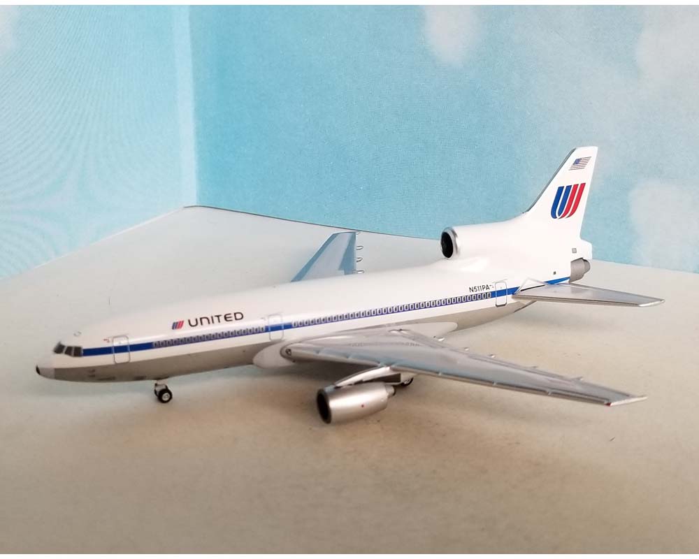 United Airlines L1011-500 Tristar N511PA 1:400 Scale Bluebox PAMC1511