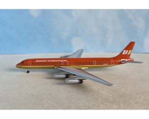 Braniff International DC-8-62 N1807 1:400 Scale Bluebox BBX41687